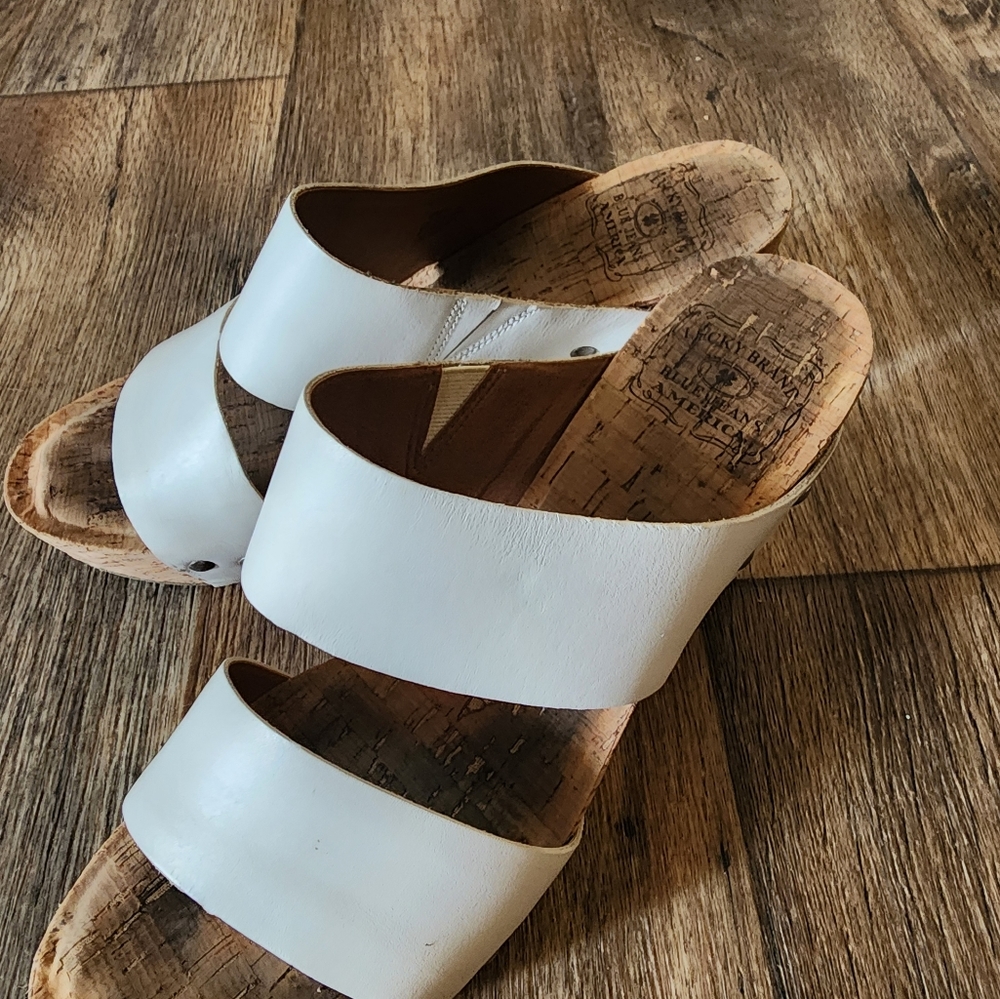 Lucky Brand shoes